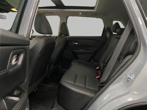 Certified 2026 Nissan Rogue SV w/ SV Premium Package AWD/4WD image 28