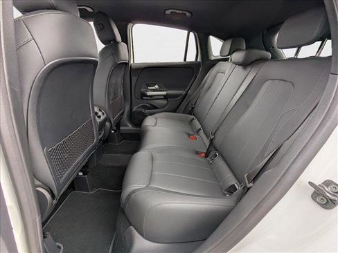 Certified 2025 Mercedes-Benz GLA 250 image 18