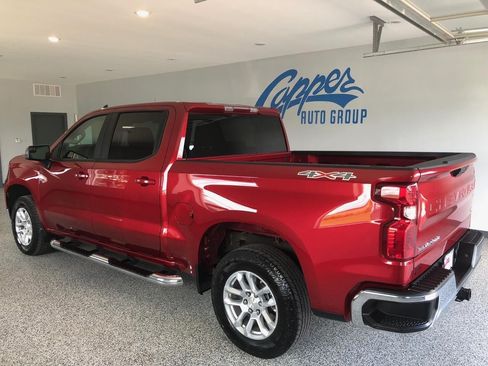Used 2023 Chevrolet Silverado 1500 LT AWD/4WD image 2
