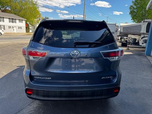 Used 2015 Toyota Highlander XLE AWD/4WD image 5