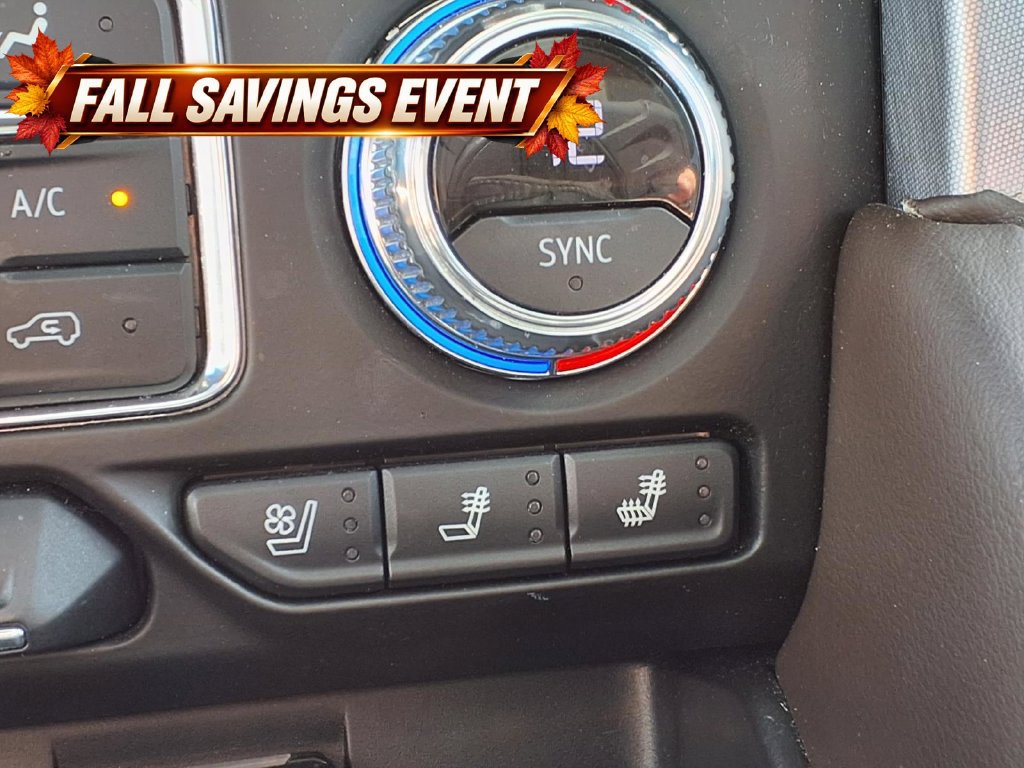 Used 2021 GMC Yukon SLT w/ SLT Premium Package AWD/4WD image 17
