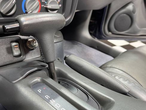 Used 1999 Pontiac Firebird Formula w/ Security Pkg image 53