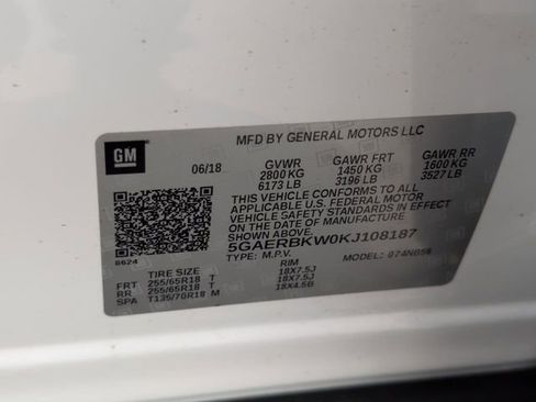 Used 2019 Buick Enclave Essence FWD image 35