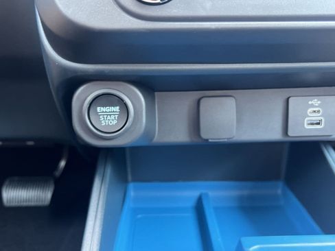 New 2026 Ford Maverick XLT w/ XLT Luxury Package FWD image 6