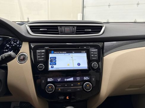 Used 2016 Nissan Rogue SL w/ SL Premium Package AWD/4WD image 20