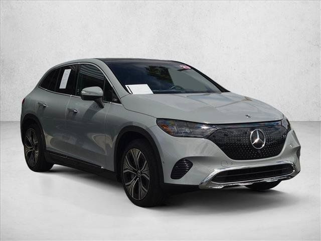 Certified 2023 Mercedes-Benz EQE 350+ SUV image 3