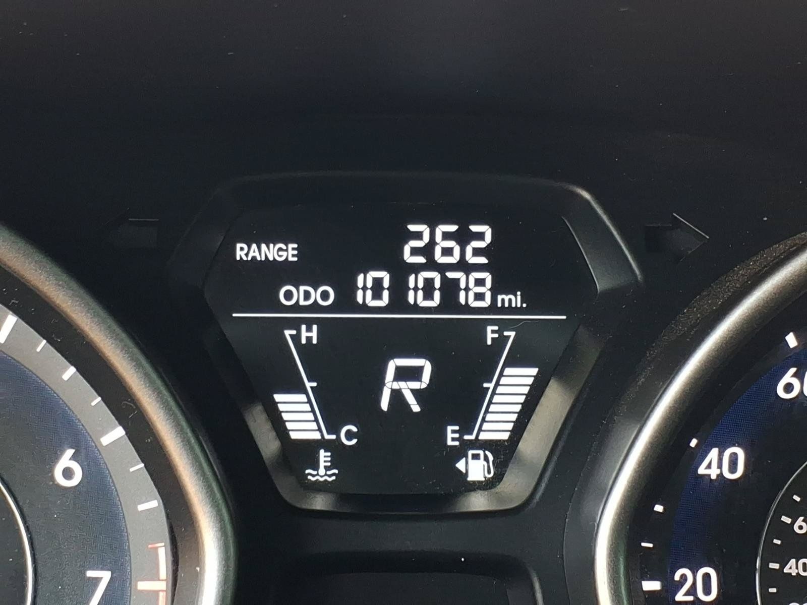 Used 2013 Hyundai Elantra GLS FWD image 23