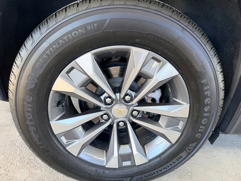 Used 2025 Chevrolet Equinox LT w/ Convenience Package II image 14