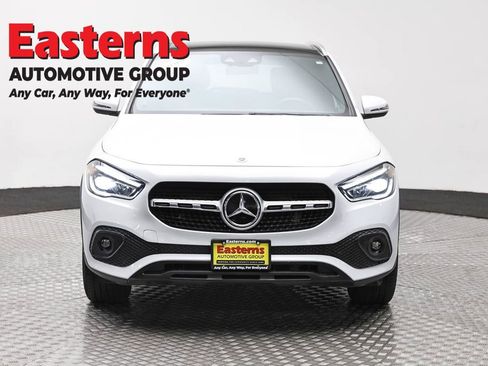 Used 2023 Mercedes-Benz GLA 250 4MATIC w/ Premium Package image 2