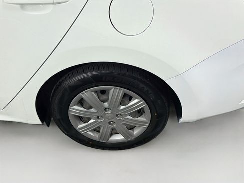 Used 2022 Kia Rio S FWD image 11