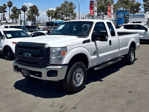 Used 2013 Ford F250 XL w/ PWR Equipment Group AWD/4WD image 2