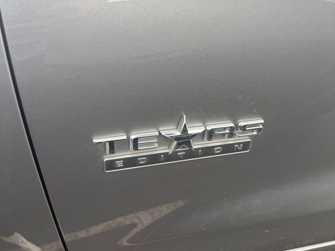 Used 2020 Chevrolet Silverado 1500 LT w/ Texas Edition AWD/4WD image 4