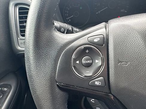 Used 2021 Honda HR-V Sport image 18