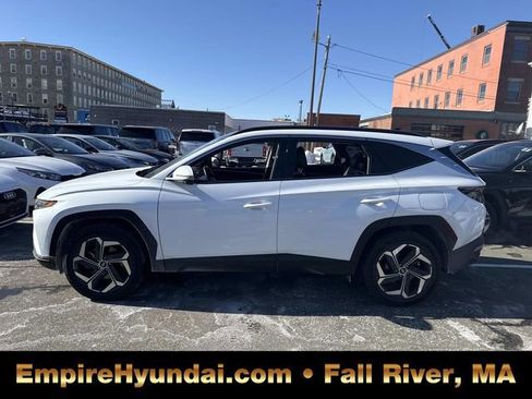 Used 2024 Hyundai Tucson Limited image 11