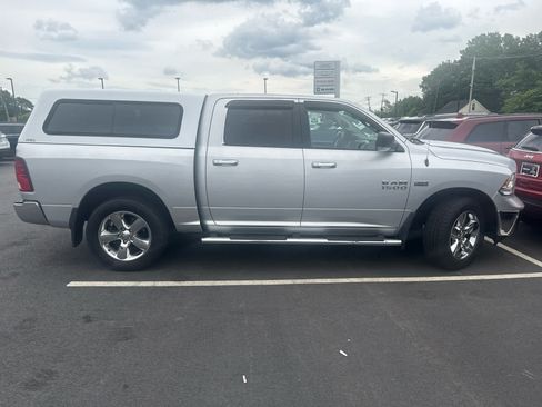 Used 2017 RAM 1500 Big Horn AWD/4WD image 1