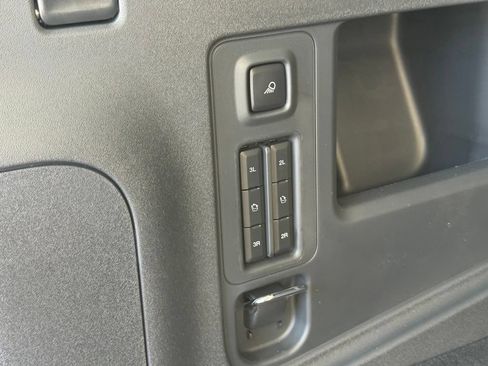 New 2027 Ford Expedition Platinum w/ Stealth Performance Package AWD/4WD image 8