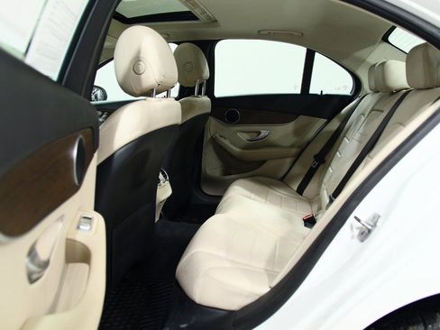 Used 2019 Mercedes-Benz C 300 4MATIC Sedan image 28