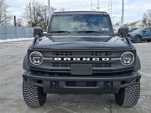 Used 2021 Ford Bronco Black Diamond w/ Sasquatch Package image 2