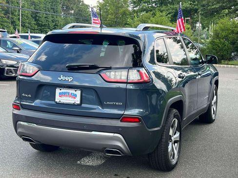 Used 2021 Jeep Cherokee Limited w/ Mopar Interior Package AWD/4WD image 4
