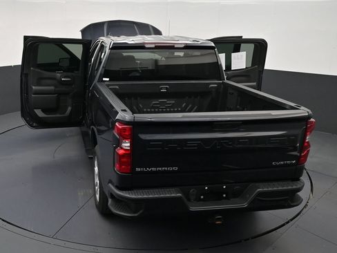 Used 2022 Chevrolet Silverado 1500 Custom RWD image 33