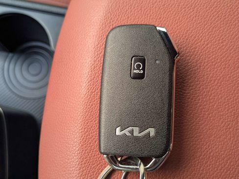 Certified 2024 Kia Sportage SX FWD image 40