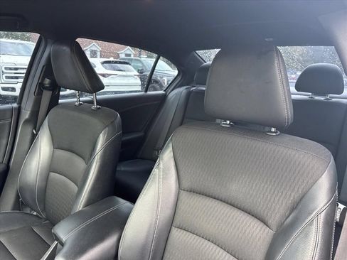 Used 2017 Honda Accord Sport image 38