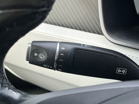 Used 2018 Tesla Model X 75D image 26