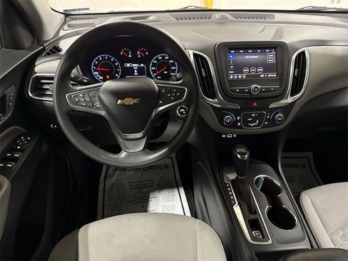 Used 2020 Chevrolet Equinox LS image 11