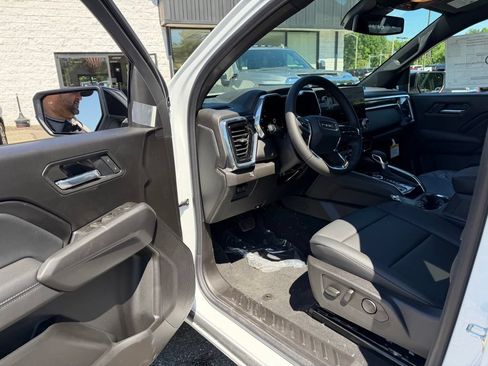 New 2026 GMC Canyon Elevation w/ Convenience Package AWD/4WD image 14