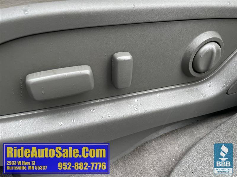 Used 2014 GMC Acadia SLT w/ Technology Package AWD/4WD image 19