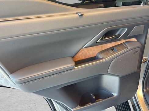 New 2026 Lexus GX 550 AWD/4WD image 13