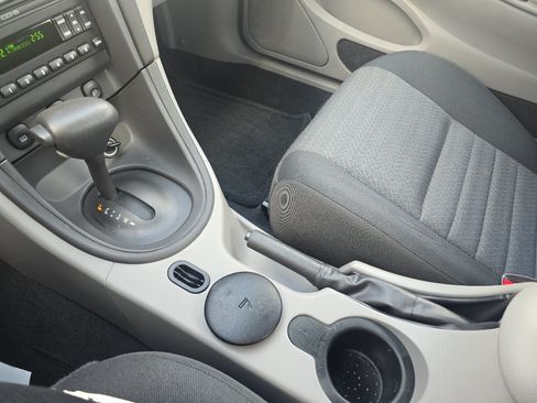 Used 2001 Ford Mustang GT RWD image 22