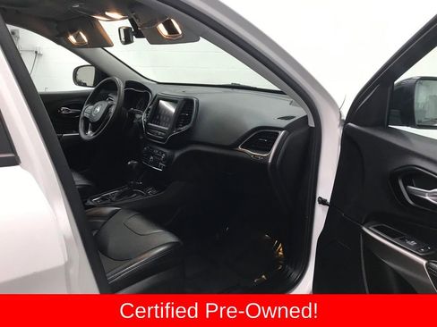 Certified 2022 Jeep Cherokee Latitude Lux w/ Sun & Sound Group image 35