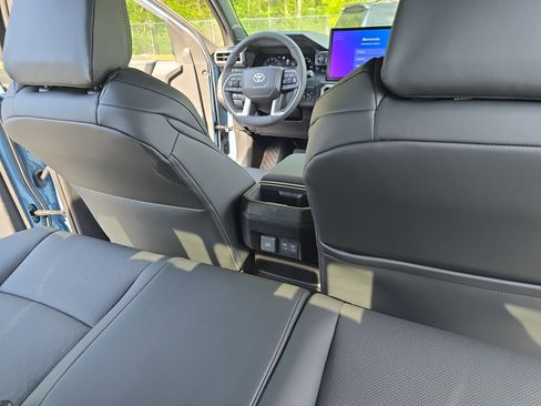 New 2026 Toyota Tacoma Limited AWD/4WD image 11