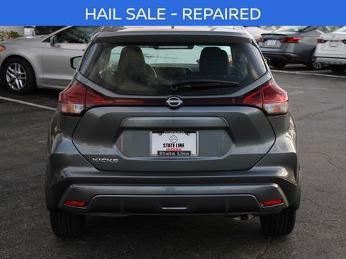Certified 2025 Nissan Kicks Play S FWD image 9