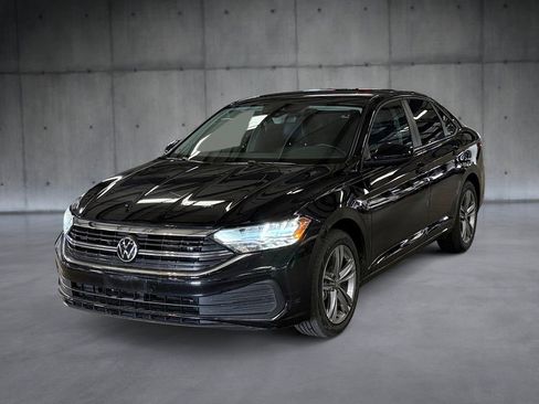 Used 2024 Volkswagen Jetta SE FWD image 1