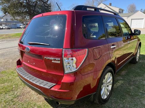 Used 2012 Subaru Forester 2.5X Limited AWD/4WD image 4