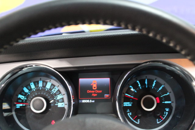 Used 2013 Ford Mustang Premium RWD image 16