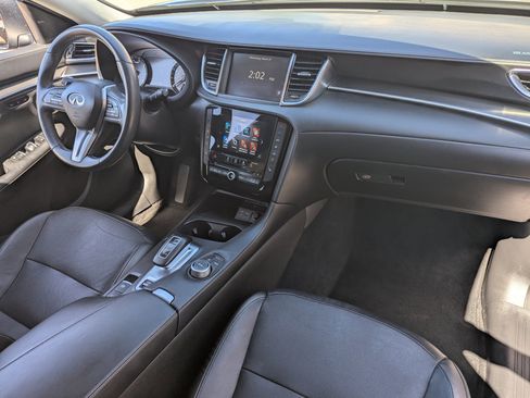 Used 2024 INFINITI QX50 Luxe image 10
