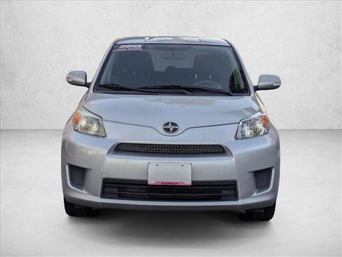Used 2008 Scion xD image 2