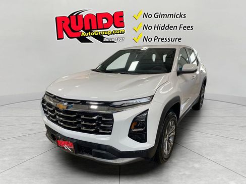 New 2026 Chevrolet Equinox LT image 3