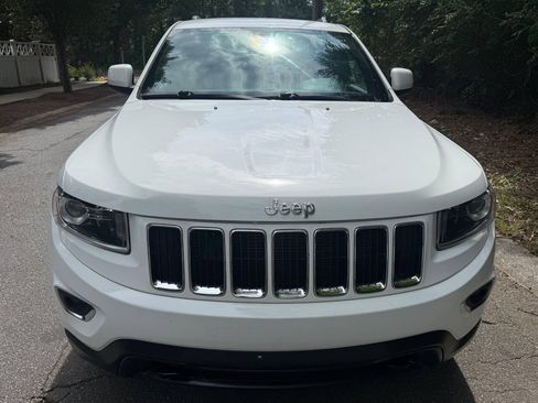 Used 2014 Jeep Grand Cherokee Laredo w/ All Weather Capability Group AWD/4WD image 4