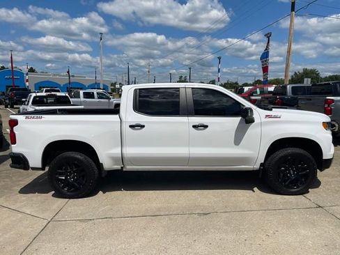 Certified 2024 Chevrolet Silverado 1500 LT Trail Boss w/ LT Trail Boss Premium Package AWD/4WD image 7