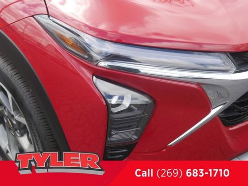 New 2026 Chevrolet Trax LT w/ Driver Confidence Package FWD image 10