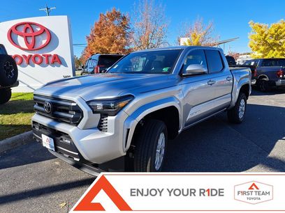 New 2025 Toyota Tacoma SR5