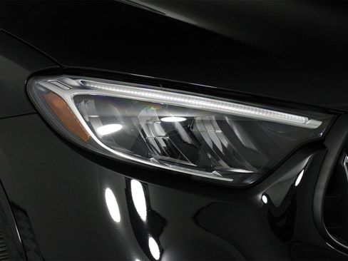 Used 2025 Mercedes-Benz GLC 43 AMG GLC 43 AMG image 26