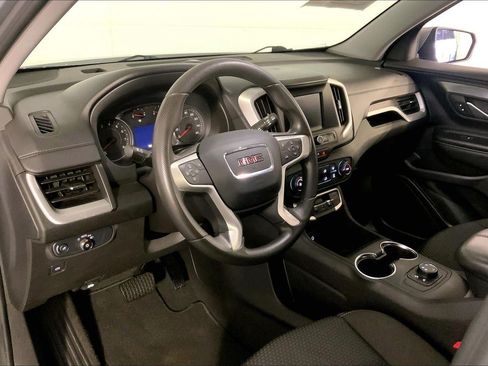 Used 2024 GMC Terrain SLE AWD/4WD image 14