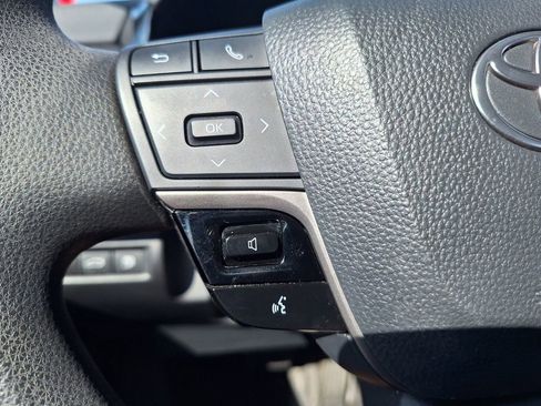 Used 2025 Toyota Camry LE image 13