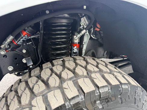 New 2026 Ford F250 Lariat w/ Black Appearance Package image 55