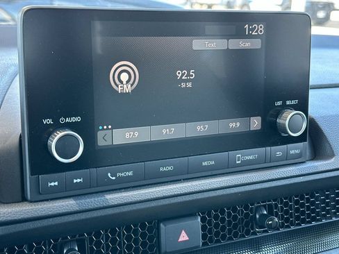 Used 2025 Honda CR-V LX image 17